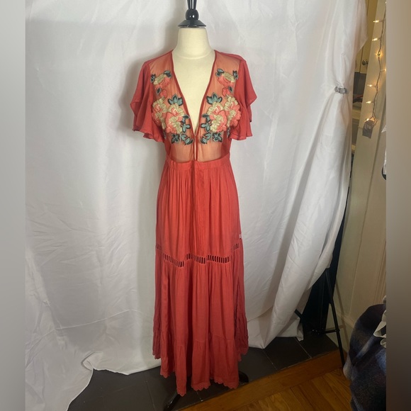 Coral Mesh Flower Maxi Dress - Picture 2 of 5
